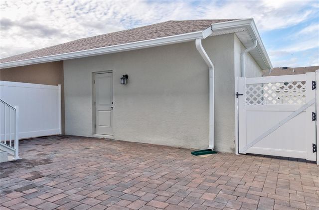 15627 WATER SPRING BOULEVARD, Winter Garden, FL 34787