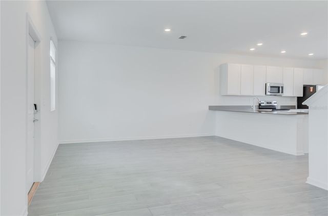 15627 WATER SPRING BOULEVARD, Winter Garden, FL 34787