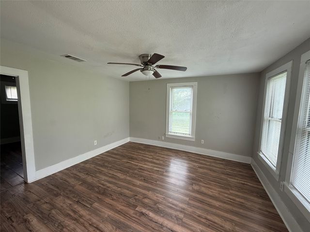 1013 Tejas Lane, Stephenville, TX 76401