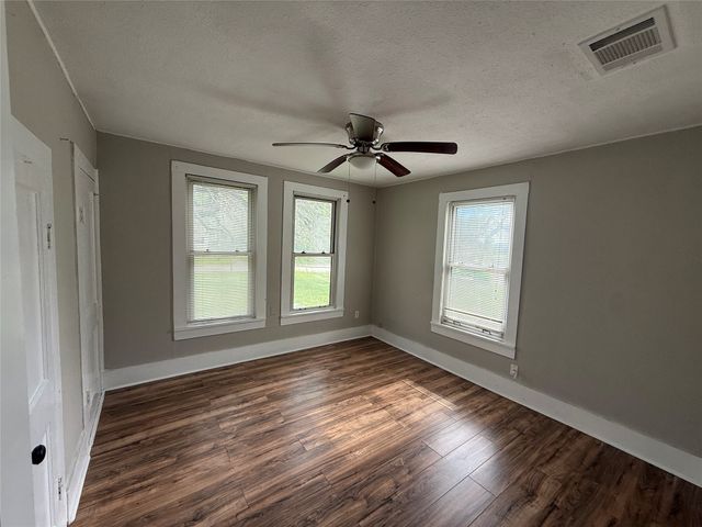1013 Tejas Lane, Stephenville, TX 76401