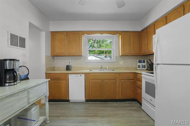 59 Janine Court, Granite City, IL 62040