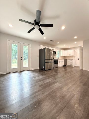 5456 Brownlee Road, Stone Mountain, GA 30087
