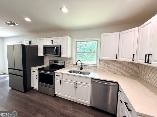 5456 Brownlee Road, Stone Mountain, GA 30087