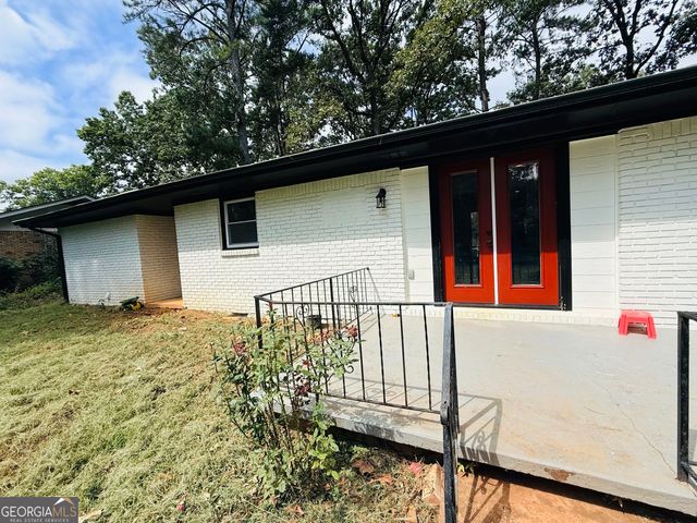 5456 Brownlee Road, Stone Mountain, GA 30087