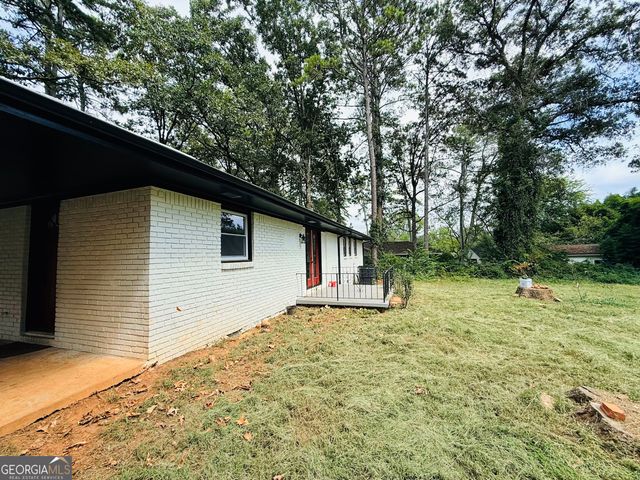 5456 Brownlee Road, Stone Mountain, GA 30087