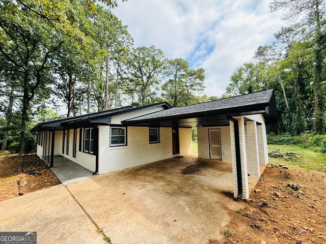 5456 Brownlee Road, Stone Mountain, GA 30087