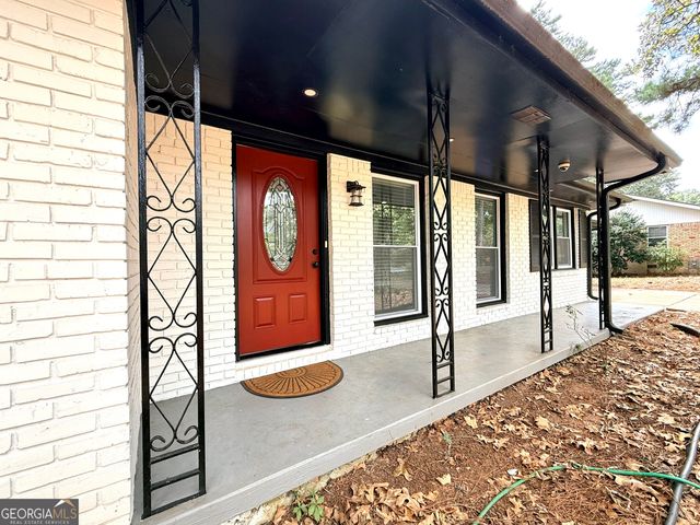 5456 Brownlee Road, Stone Mountain, GA 30087
