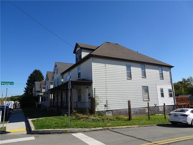 202-204 N 3rd St, Youngwood, PA 15697