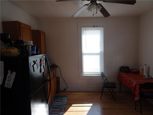 202-204 N 3rd St, Youngwood, PA 15697