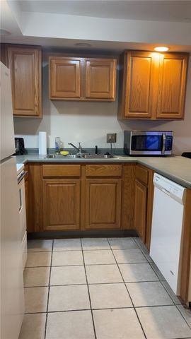 20 Hurdis Street 1, Providence, RI 02904