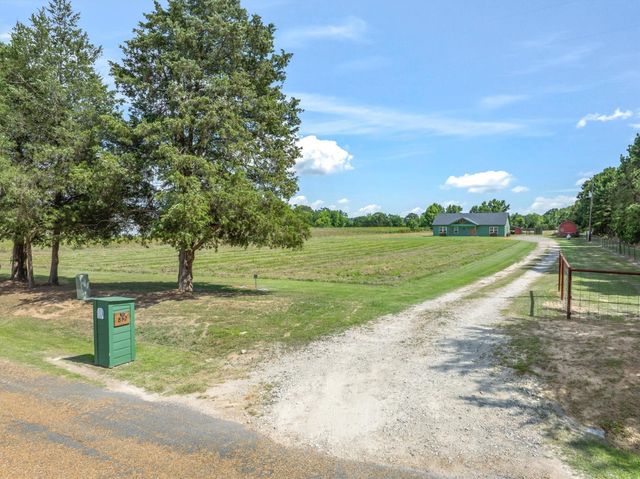 832 Vz County Road 4512, Ben Wheeler, TX 75754