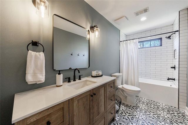 300 High Branch Way, Roswell, GA 30075