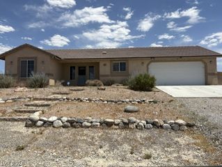 1211 Warehouse Road, Pahrump, NV 89048