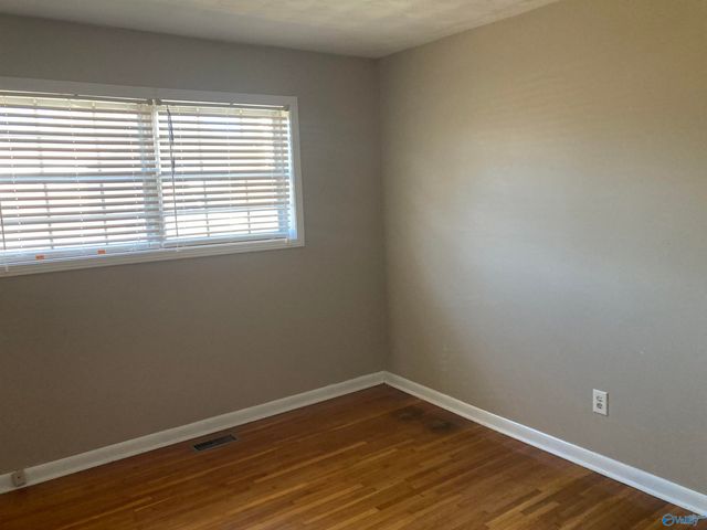 756 SW Morris Street SW, Hartselle, AL 35640