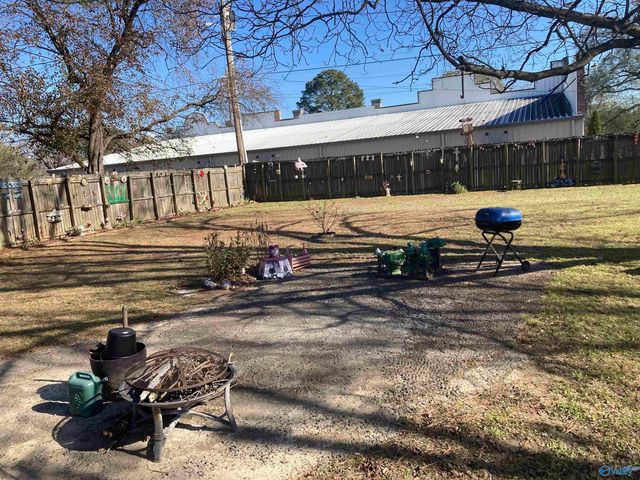 756 SW Morris Street SW, Hartselle, AL 35640