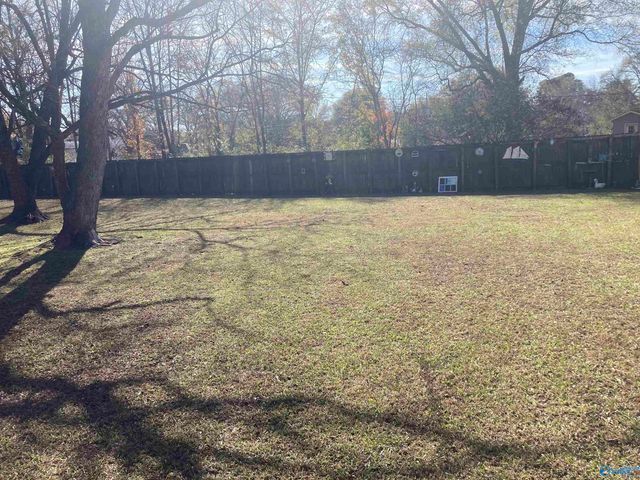 756 SW Morris Street SW, Hartselle, AL 35640