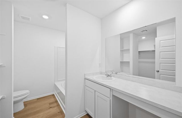 10529 Baled Bermuda Road, Oklahoma City, OK 73131