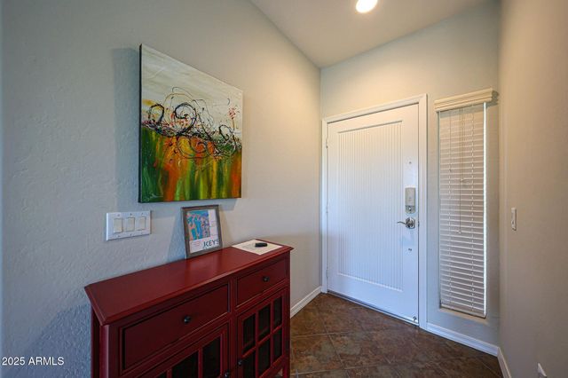 33550 N DOVE LAKES Drive 2035, Cave Creek, AZ 85331