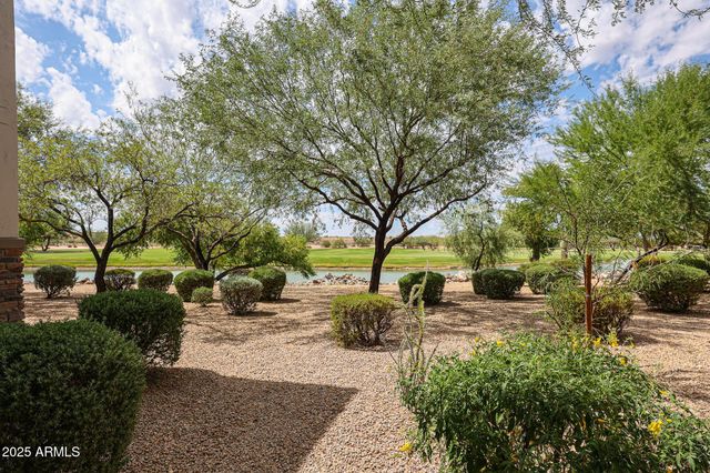 33550 N DOVE LAKES Drive 2035, Cave Creek, AZ 85331