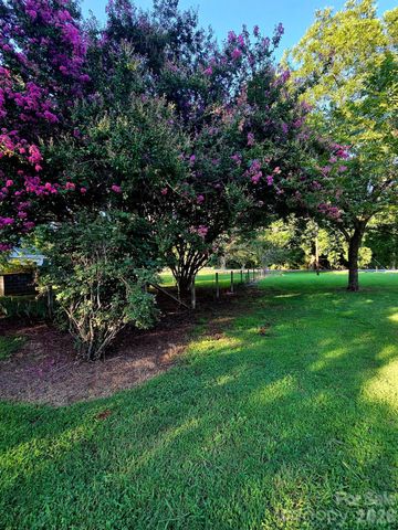 3538 Back Creek Church Road, Charlotte, NC 28213