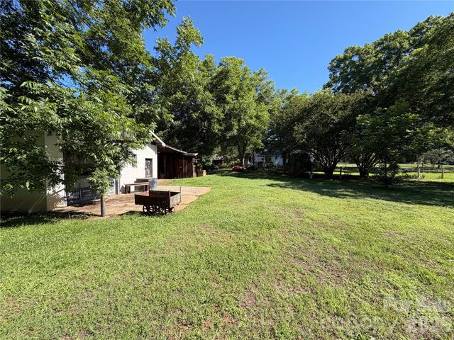 3538 Back Creek Church Road, Charlotte, NC 28213