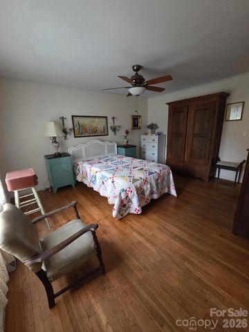 3538 Back Creek Church Road, Charlotte, NC 28213