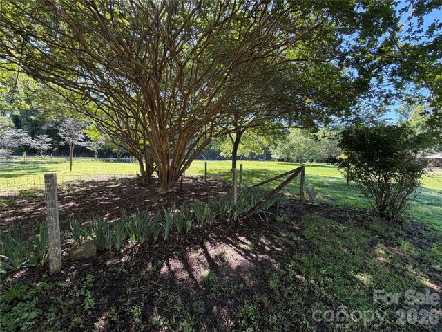 3538 Back Creek Church Road, Charlotte, NC 28213