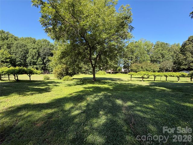 3538 Back Creek Church Road, Charlotte, NC 28213