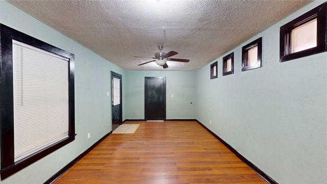 5817 Sandra Drive, Fort Worth, TX 76133
