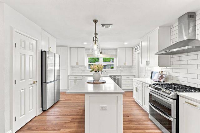 6387 Greenway Road, Fort Worth, TX 76116