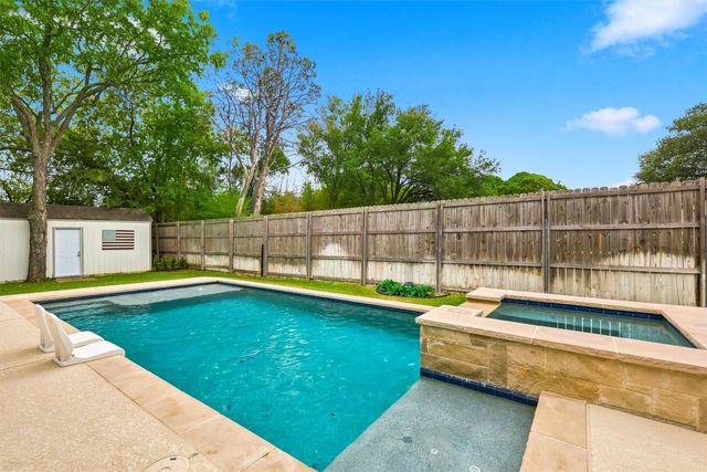 6387 Greenway Road, Fort Worth, TX 76116