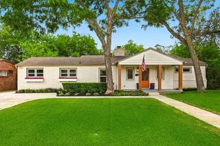 6387 Greenway Road, Fort Worth, TX 76116
