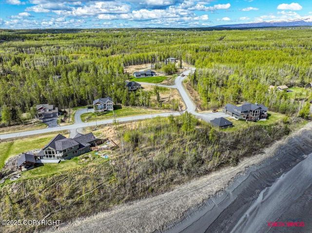 7061 S Hayfield Road, Wasilla, AK 99654
