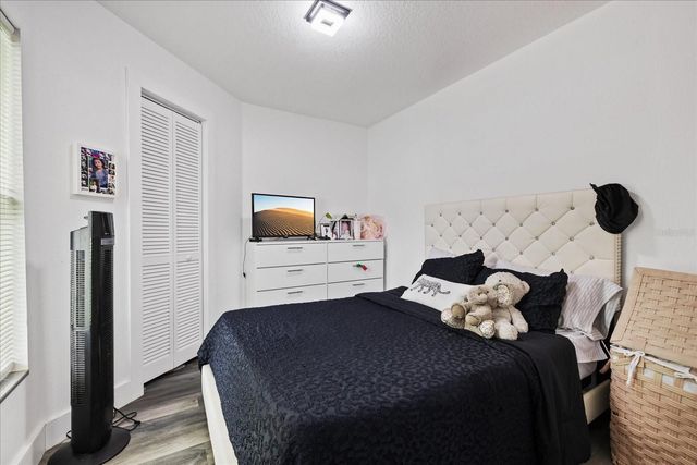 3209 E HANNA AVENUE, Tampa, FL 33610