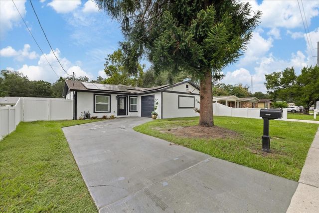 3209 E HANNA AVENUE, Tampa, FL 33610