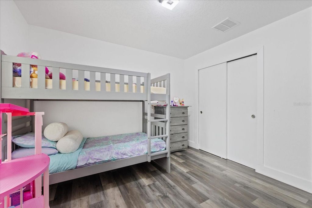 Image 13 of property listing at 3209 E HANNA AVENUE, Tampa, FL 33610