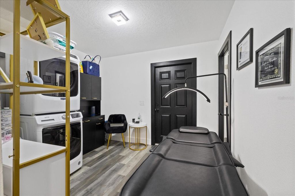 Image 27 of property listing at 3209 E HANNA AVENUE, Tampa, FL 33610