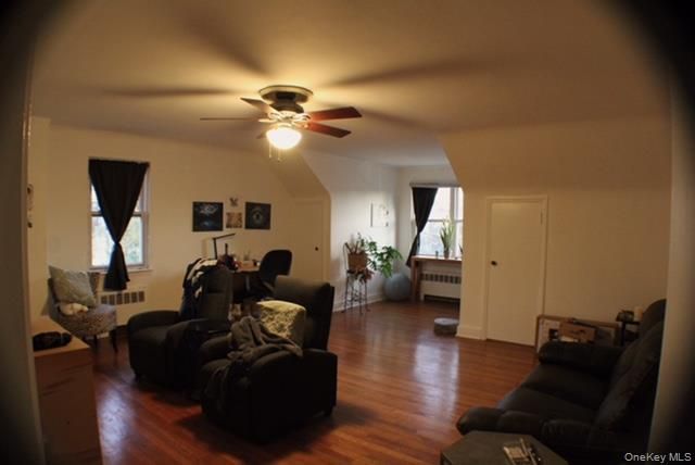 135 E Olive Street Upper, Long Beach, NY 11561