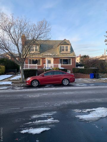 135 E Olive Street Upper, Long Beach, NY 11561