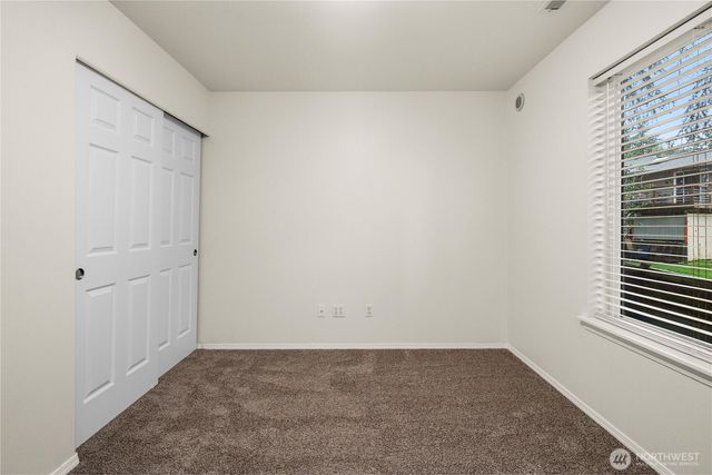 1506 SW 33rd Ave Ct Avenue Ct, Puyallup, WA 98373