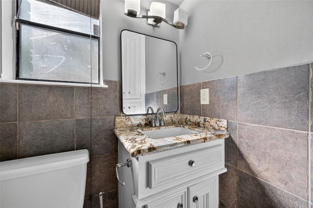 3010 Cedar Woods Place, Houston, TX 77068