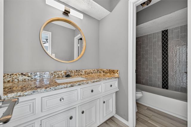 3010 Cedar Woods Place, Houston, TX 77068
