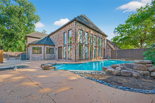 3010 Cedar Woods Place, Houston, TX 77068