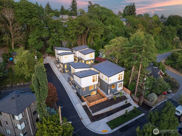 1806 28th Avenue S, Seattle, WA 98144
