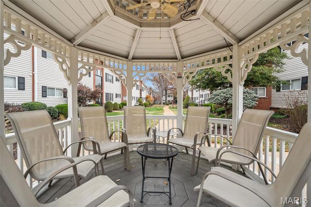 125 E Washington Avenue 2N, Kirkwood, MO 63122