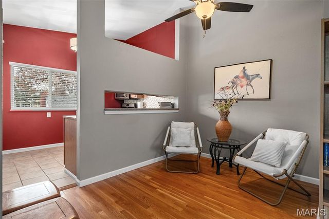 125 E Washington Avenue 2N, Kirkwood, MO 63122