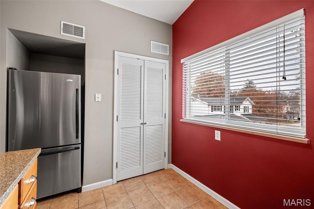 125 E Washington Avenue 2N, Kirkwood, MO 63122