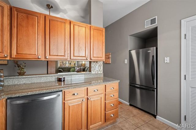 125 E Washington Avenue 2N, Kirkwood, MO 63122