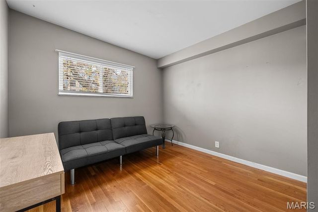 125 E Washington Avenue 2N, Kirkwood, MO 63122