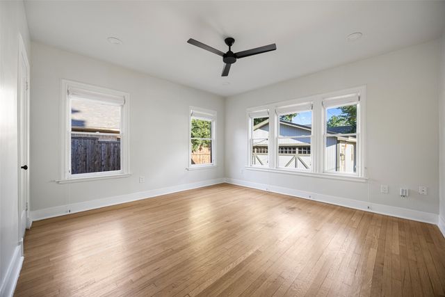 5506 Mccommas Boulevard, Dallas, TX 75206